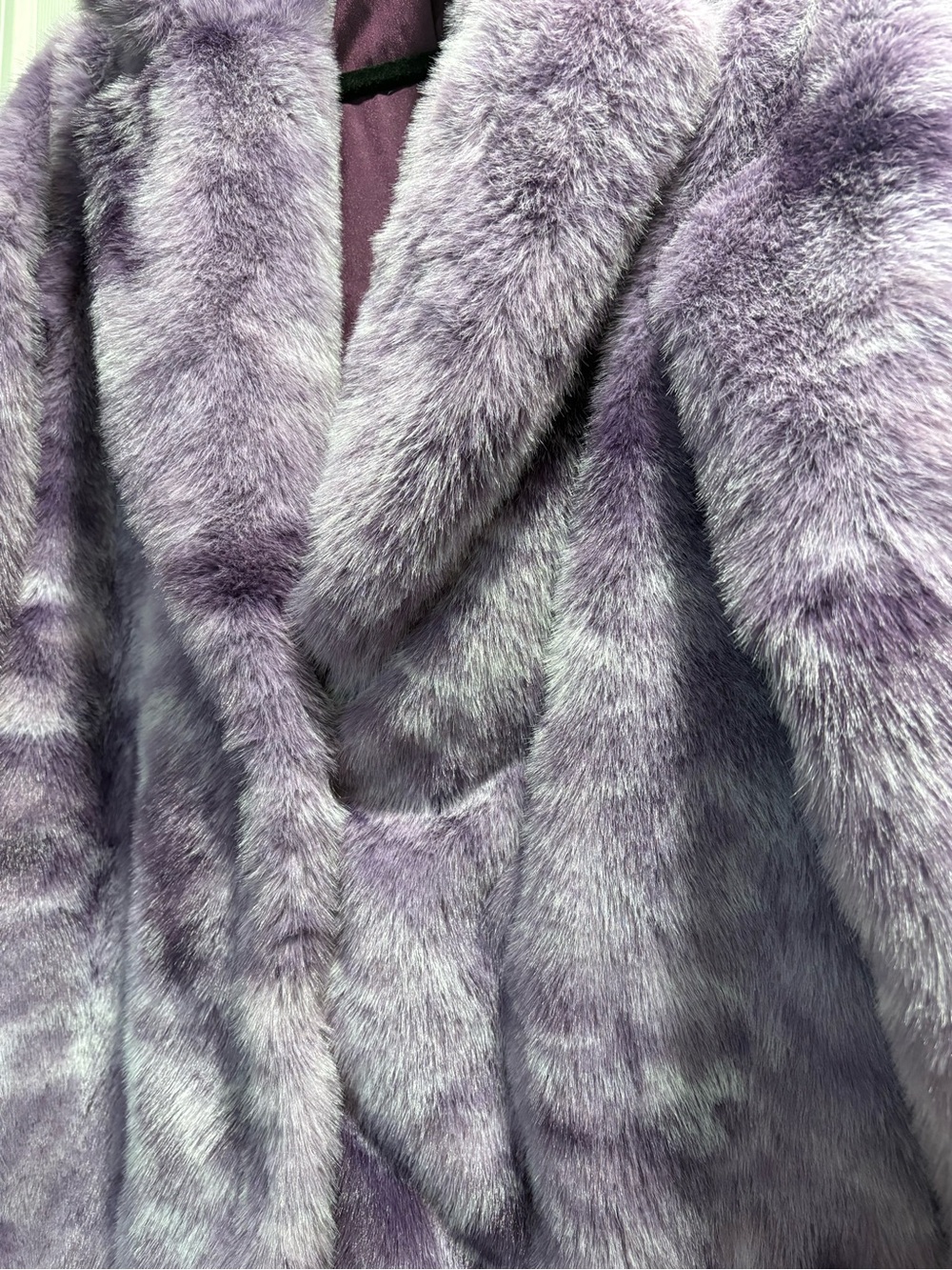 NWOT! Lavender Faux Fur Coat by Pyramid Collection, SMALL - Picture 5 of 12